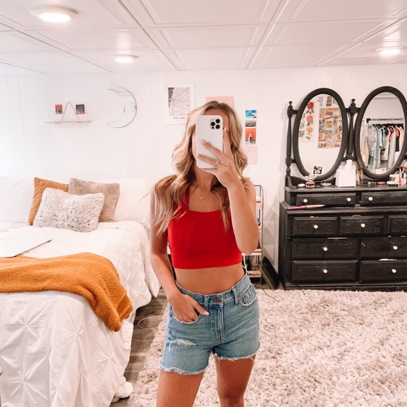 Madewell High Rise Mom Shorts!! - Picture 10 of 10